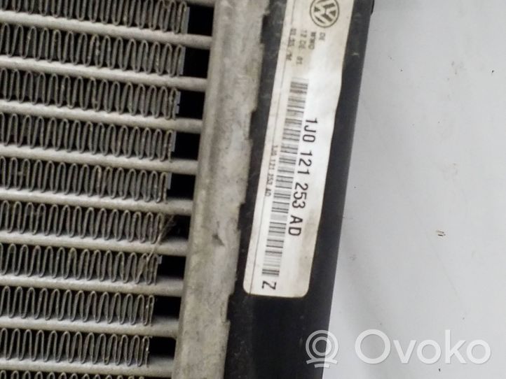 Volkswagen Golf IV Radiatore di raffreddamento 1J0121253AD