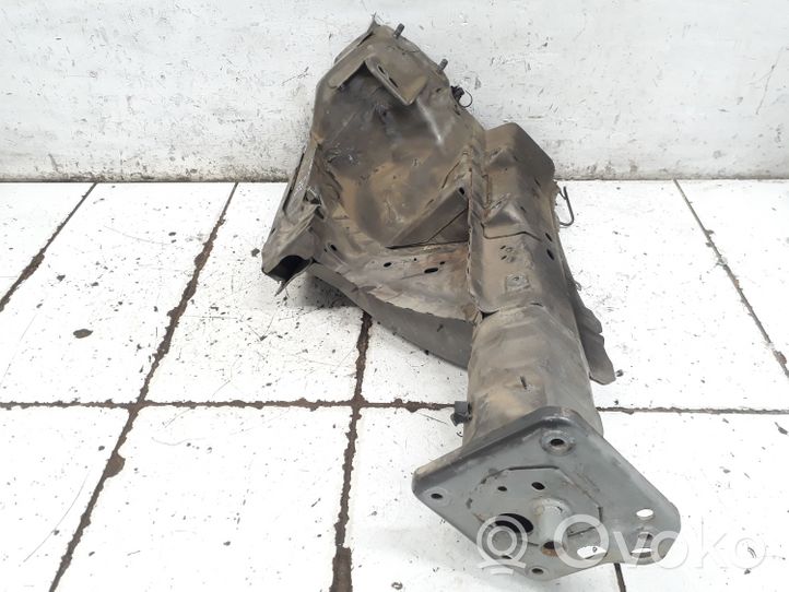 Volvo S80 Longherone lato anteriore 