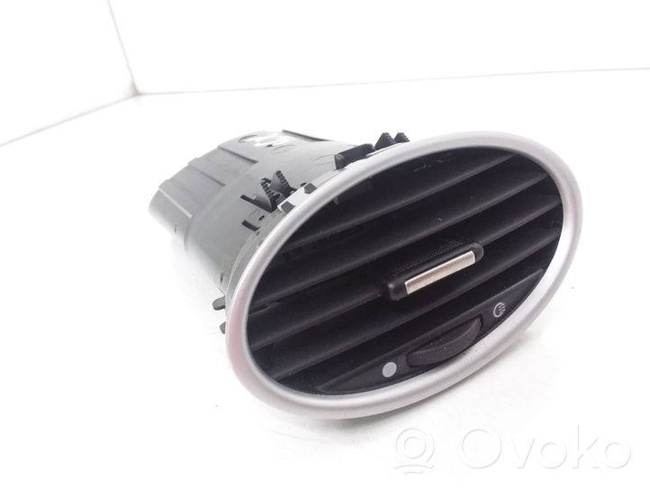 Ford Focus Copertura griglia di ventilazione laterale cruscotto 4N51A014L21BD