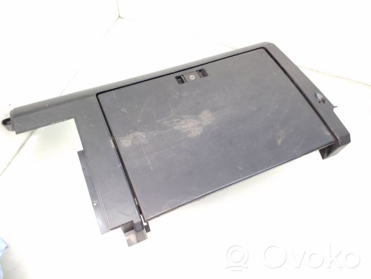 Volkswagen PASSAT B2 Glove box 321857928