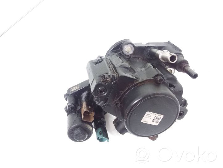 Ford Mondeo MK IV Polttoaineen ruiskutuksen suurpainepumppu 9687959180