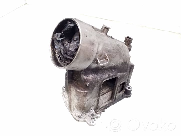 BMW 3 E90 E91 Supporto di montaggio del filtro dell’olio 7797392