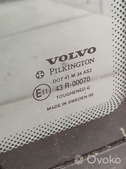 Volvo S70  V70  V70 XC Fenêtre latérale avant / vitre triangulaire AS2