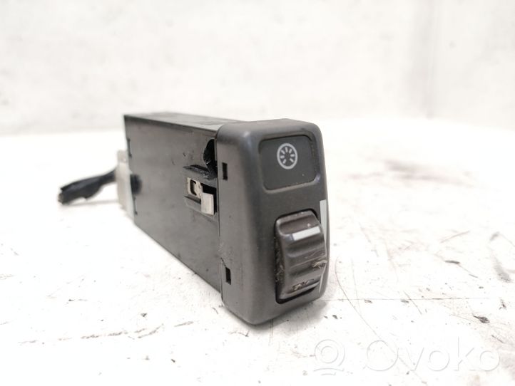 Volvo S70  V70  V70 XC Interruptor de iluminación interior 6849861