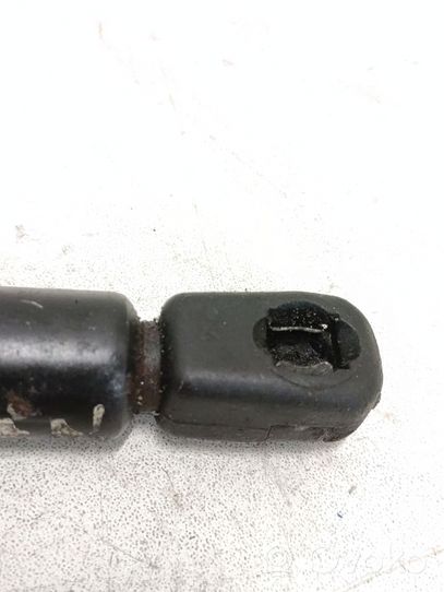 Volkswagen Bora Ammortizzatore portellone anteriore/cofano 1J5827552