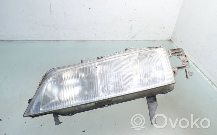 Honda Accord Lampa przednia 00166791