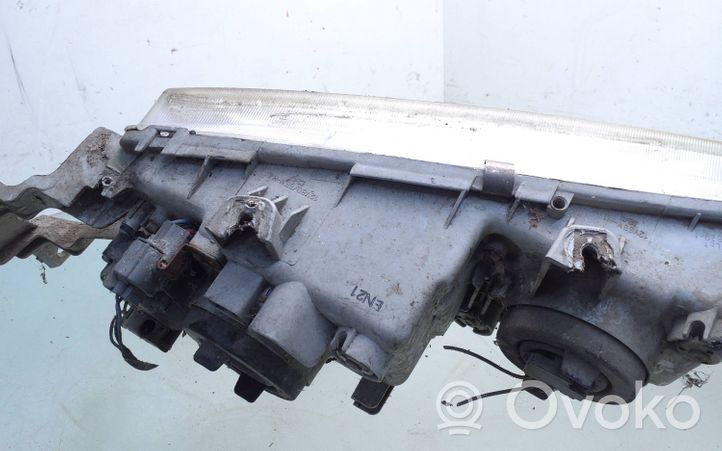 Honda Accord Lampa przednia 00166791