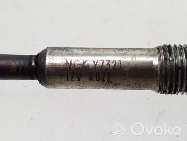 Volkswagen PASSAT B5 Glow plug NGKY732J