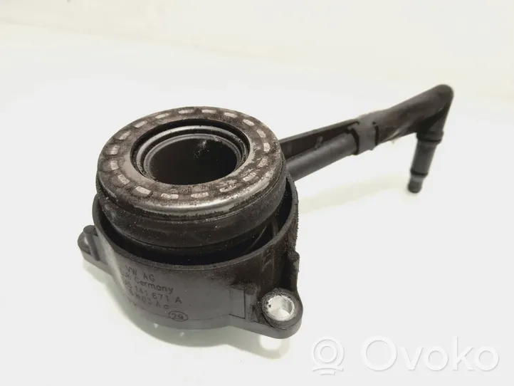 Skoda Octavia Mk2 (1Z) Pomocniczy cylinder łożyska wciskowego sprzęgła 0a5141671A