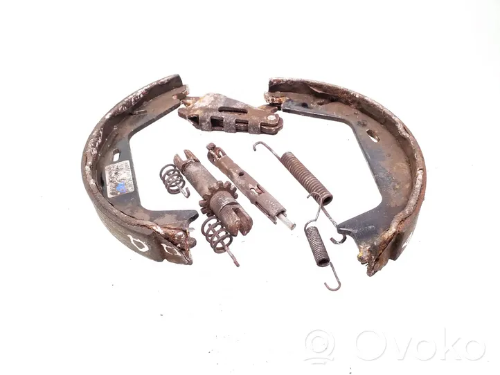 Volvo V70 Brake pads (rear) 