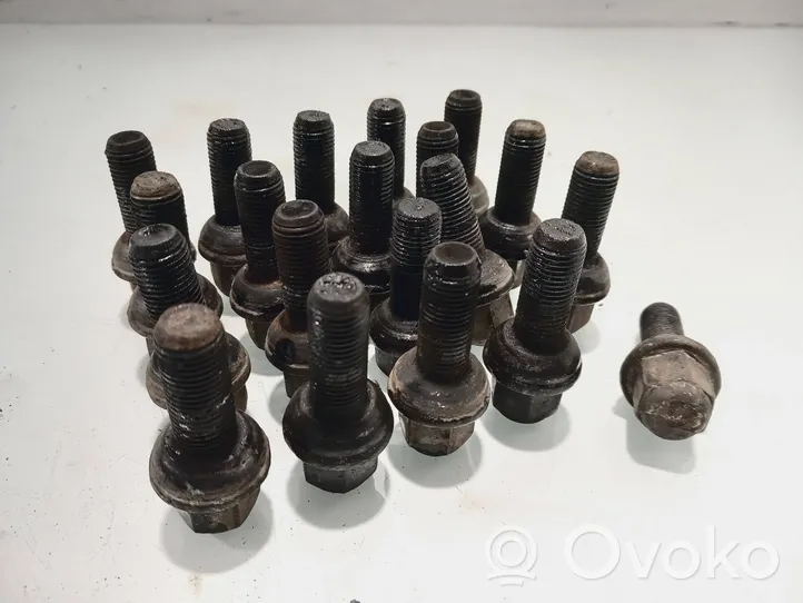 Mercedes-Benz Sprinter W901 W902 W903 W904 Nuts/bolts 