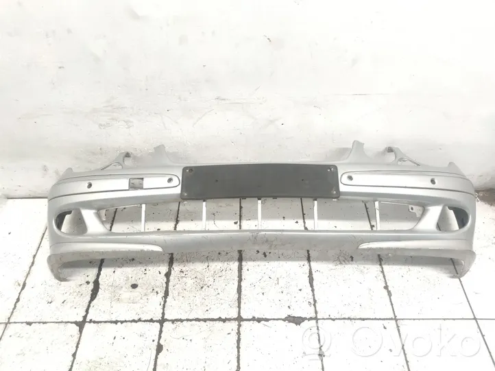 Mercedes-Benz E W211 Paraurti anteriore A2118800240