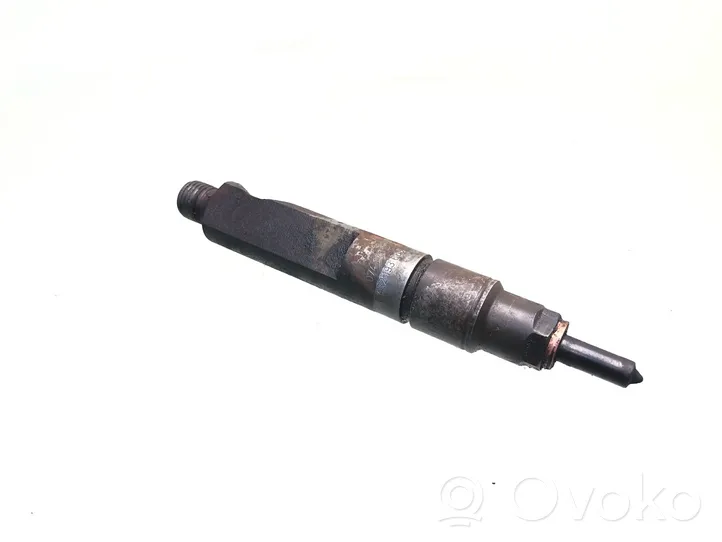 Volkswagen II LT Fuel injector 074130201J