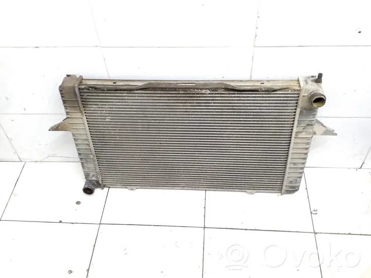Volvo S70  V70  V70 XC Coolant radiator 9161823