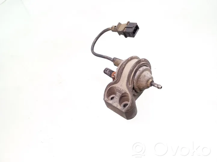 Volvo S70  V70  V70 XC Soupape 9180686