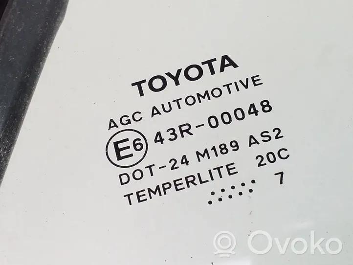 Toyota Auris 150 Takakulmaikkunan ikkunalasi 6818802090