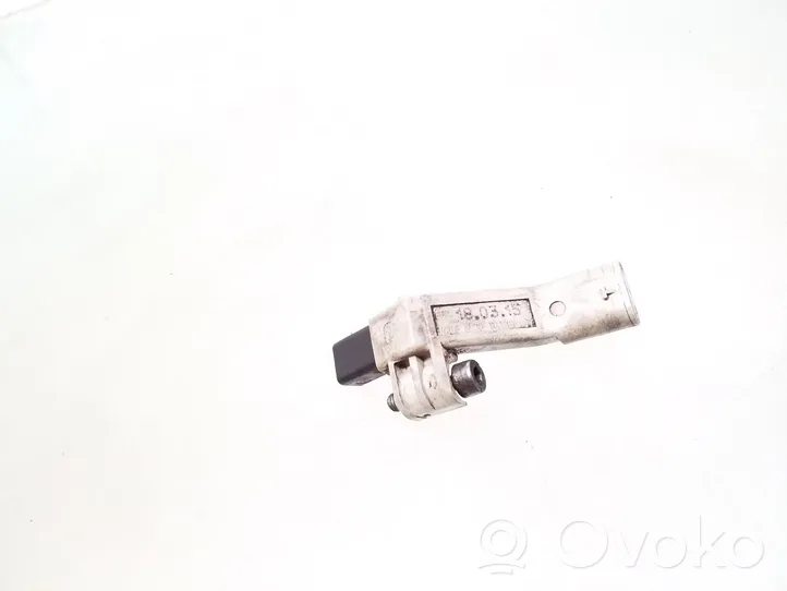 Volkswagen Golf VII Crankshaft position sensor 04L906433E