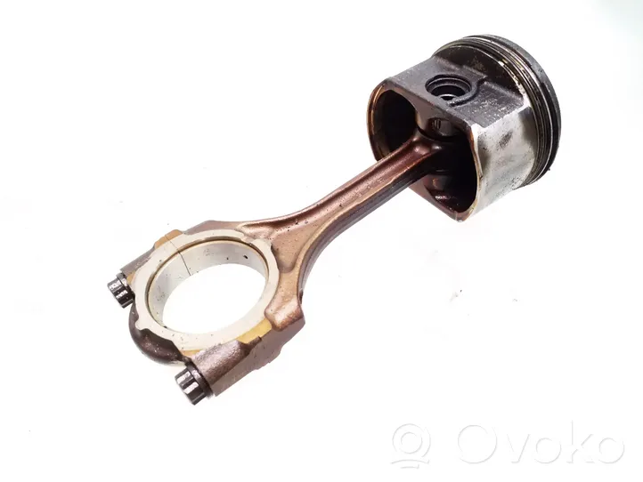 Toyota Avensis T250 Piston avec bielle 28051