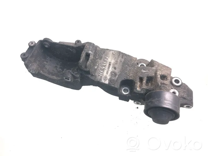 Opel Vivaro Generator/alternator bracket 8200527320