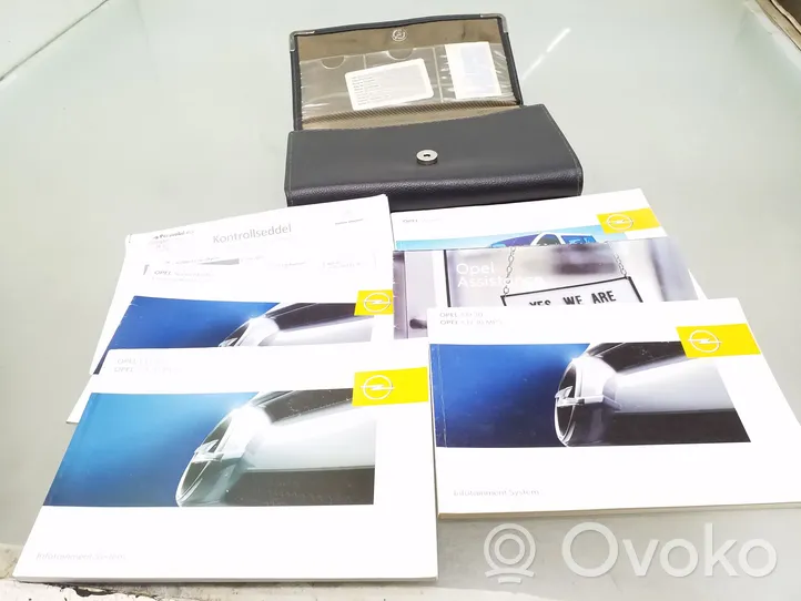 Opel Vivaro Instrukcja obsługi 