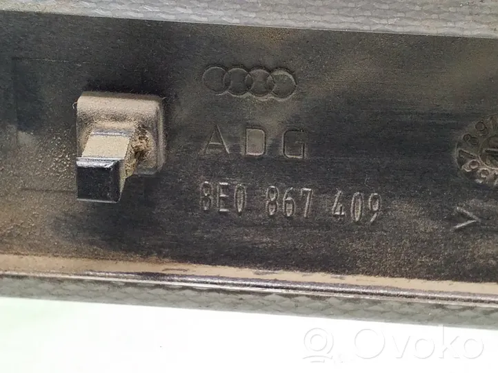 Audi A4 S4 B6 8E 8H Listwa tapicerki drzwi przednich 8E0867409