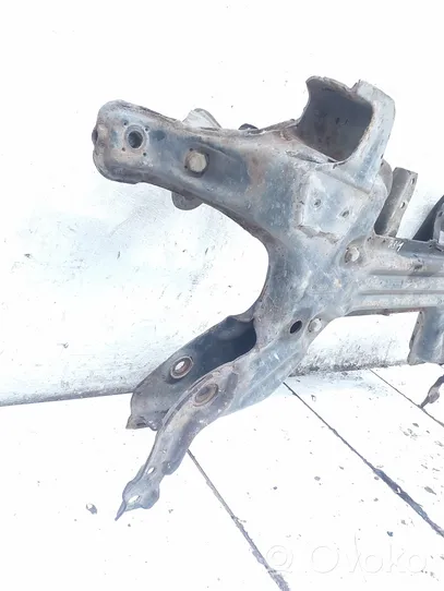 Volkswagen PASSAT B4 Front subframe 