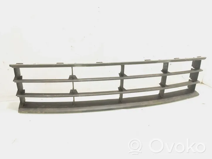 Skoda Octavia Mk2 (1Z) Front bumper lower grill 1z0853667c