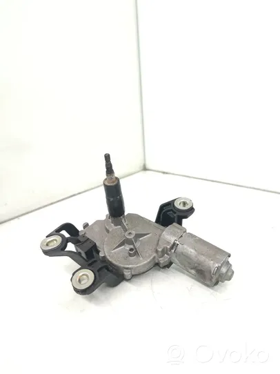 Volkswagen PASSAT B6 Rear window wiper motor 