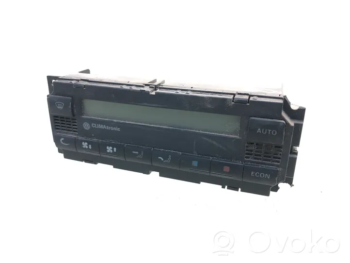 Volkswagen PASSAT B5 Climate control unit 