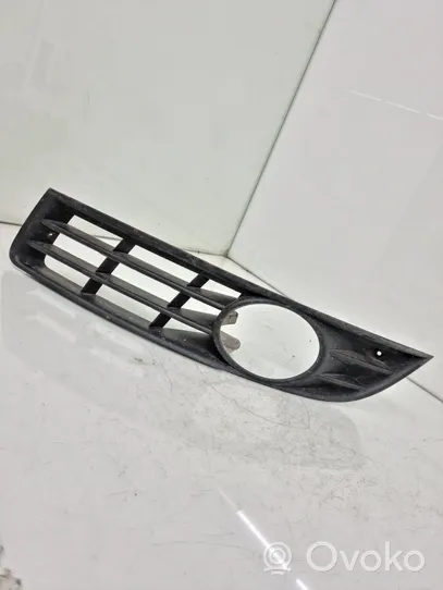 Volkswagen PASSAT B6 Grille antibrouillard avant 3C0853665A