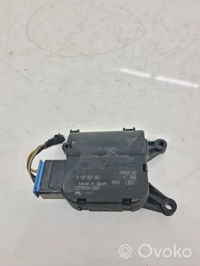 Volkswagen PASSAT B6 Air flap motor/actuator 0132801362