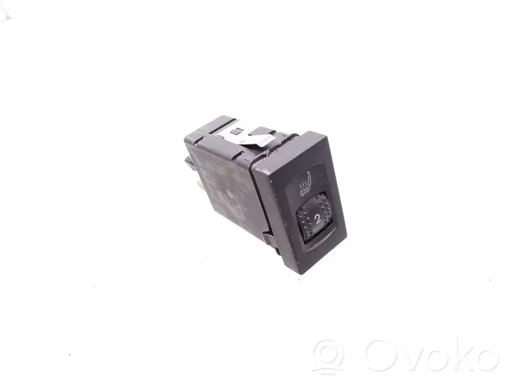 Volkswagen PASSAT B5 Seat heating switch 3B0963564A