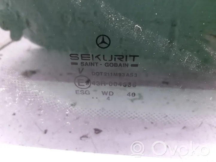 Mercedes-Benz Vito Viano W639 Slankiojančių durų stiklas AS3