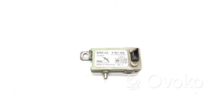 BMW 5 E39 Aerial antenna amplifier 8361495