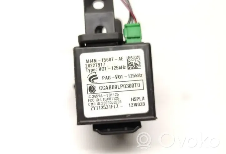 Volvo S60 Ignition lock 28227917