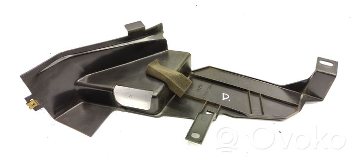 BMW 3 E30 Rivestimento del vano portaoggetti del bagagliaio anteriore 19069320