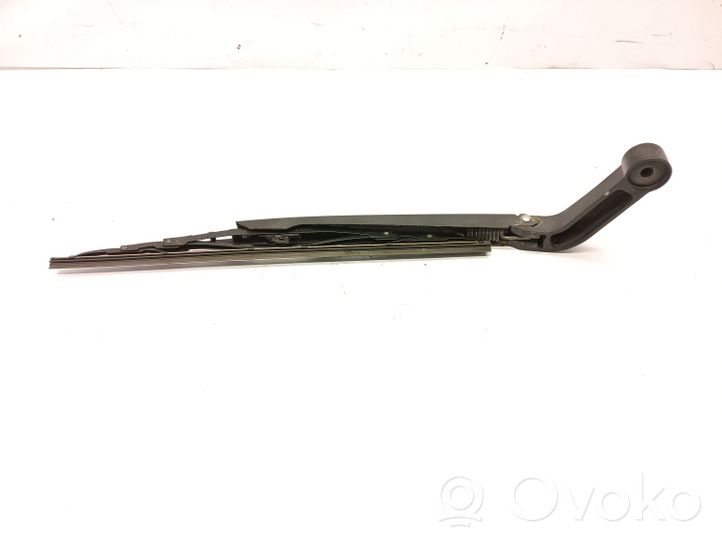 Land Rover Discovery 3 - LR3 Brazo del limpiaparabrisas trasero 1664601