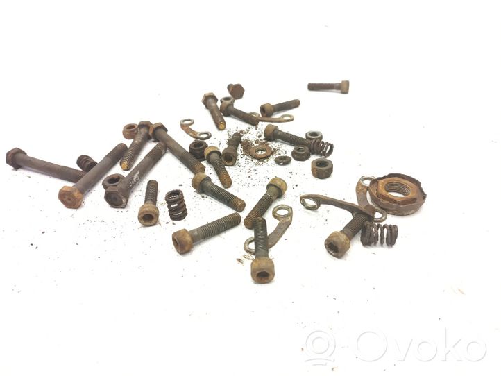 BMW 3 E30 Nuts/bolts 