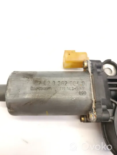 BMW 3 E46 Front door lock motor 0130821717