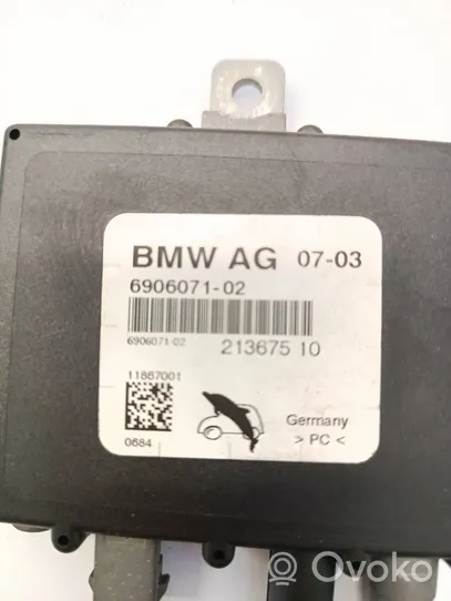 BMW 3 E46 Wzmacniacz anteny 21367510