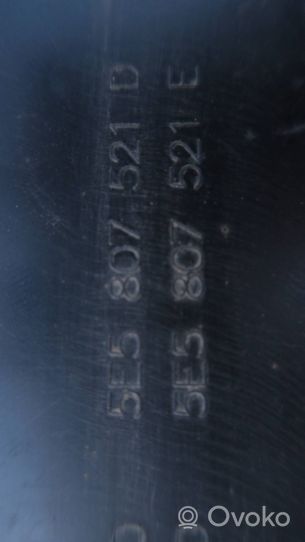 Skoda Octavia Mk3 (5E) Listwa dolna zderzaka tylnego 5E5807521D