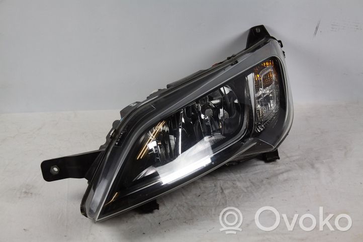 Peugeot Boxer Lampa przednia 48110748