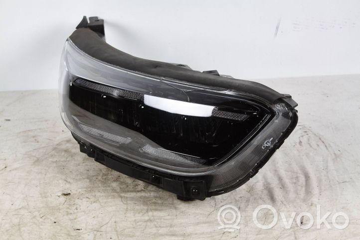 KIA Stonic Lampa przednia A5130278