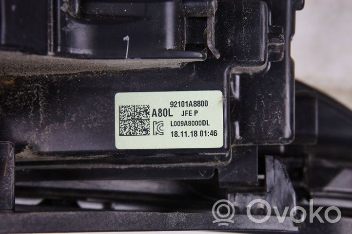 KIA Optima Lampa przednia 92101A8800