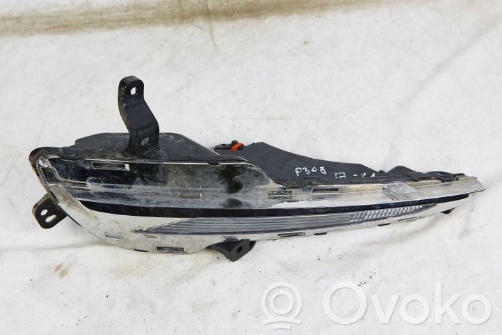 21279401 Peugeot 308 LED Daytime headlight, 140.00 € | RRR 