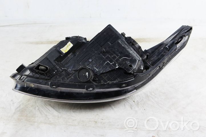 KIA Ceed Faro/fanale 92102A2441