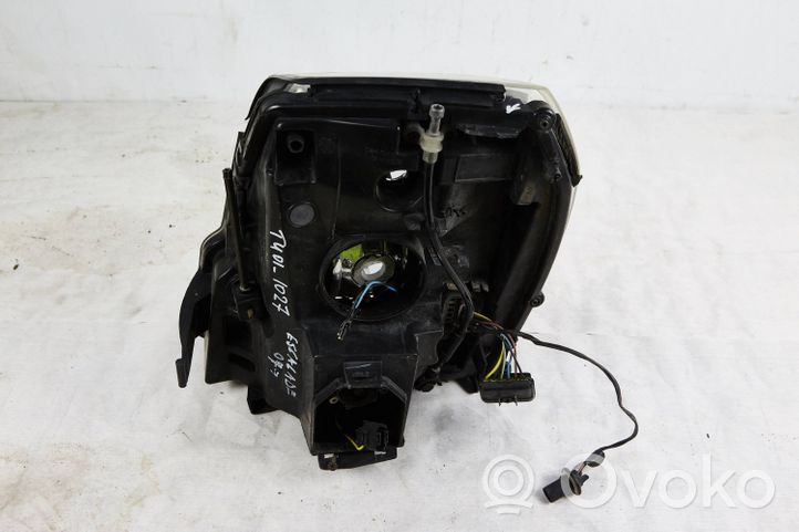 Cadillac Escalade Phare frontale 263674