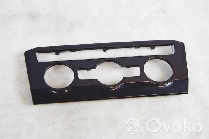 Volkswagen Tiguan Console centrale, commande chauffage/clim 5NB820073