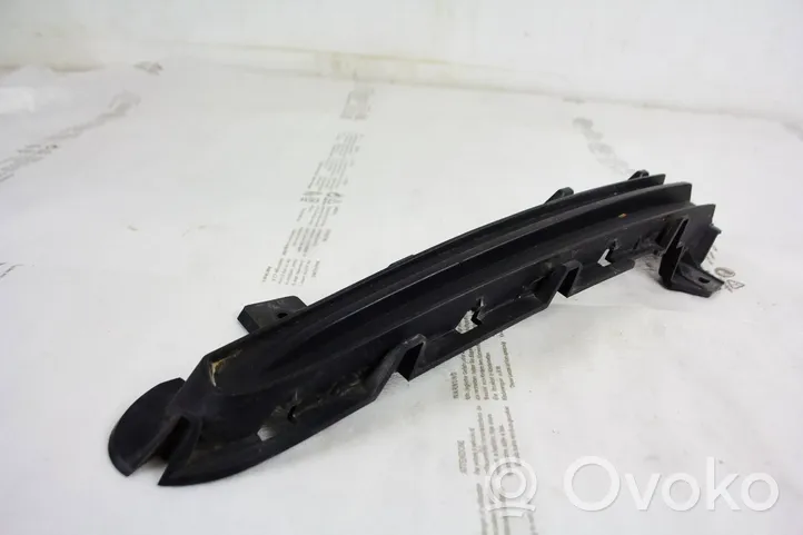 Volvo V40 Grille inférieure de pare-chocs avant 31407761