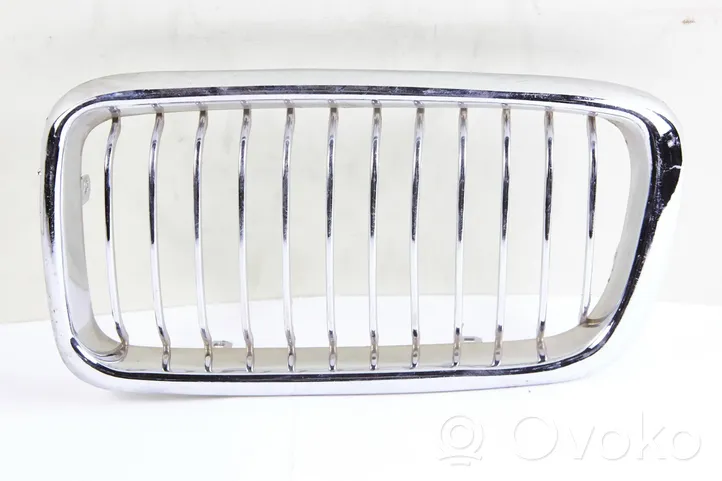 BMW 7 E38 Grille de calandre avant 